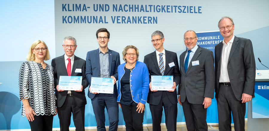 (Foto: Gewinner in der Kategorie 1: "Ressourcen- und Energieeffizienz in der Kommune" im Wettbewerb "Klimaaktive Kommune 2018" / © Deutsches Institut für Urbanistik (Difu)) / Peter Himsel) (Foto: Gewinner in der Kategorie 1: "Ressourcen- und Energieeffizienz in der Kommune" im Wettbewerb "Klimaaktive Kommune 2018" / © Deutsches Institut für Urbanistik (Difu)) / Peter Himsel)