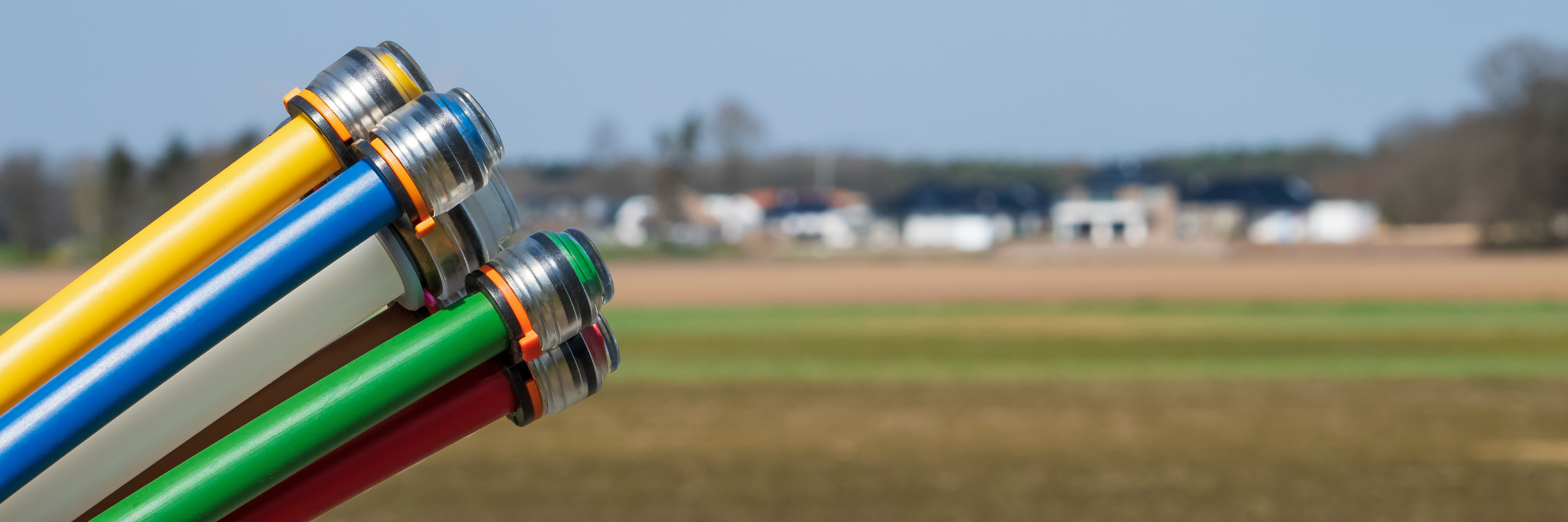 Breitbandausbau für Highspeed-Internet in Deutschland. Glasfaserkabel im ländlichen Raum. Breitbandausbau für Highspeed-Internet in Deutschland. Glasfaserkabel im ländlichen Raum.