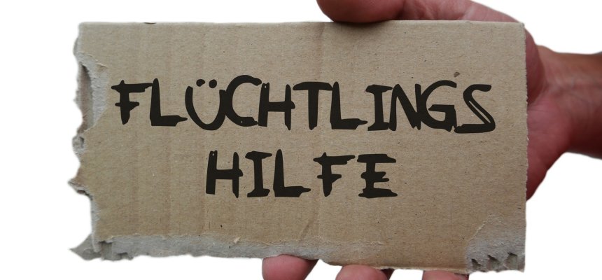 kartonstueck fluechtlingshilfe