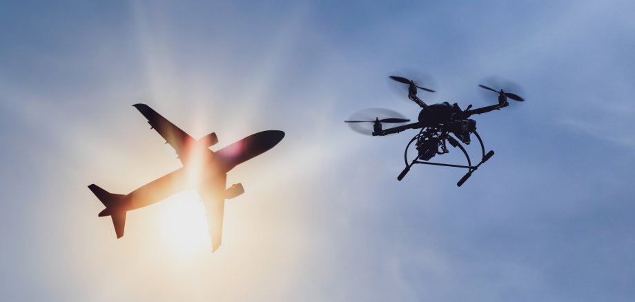 Drohnen und Flughäfen Probleme durch das illegale Fliegen einer Drohne in Flughafennähe