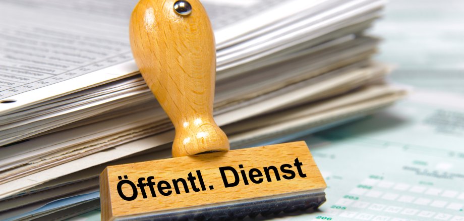 Stempel mit Aufschrift Öffentlicher Dienst