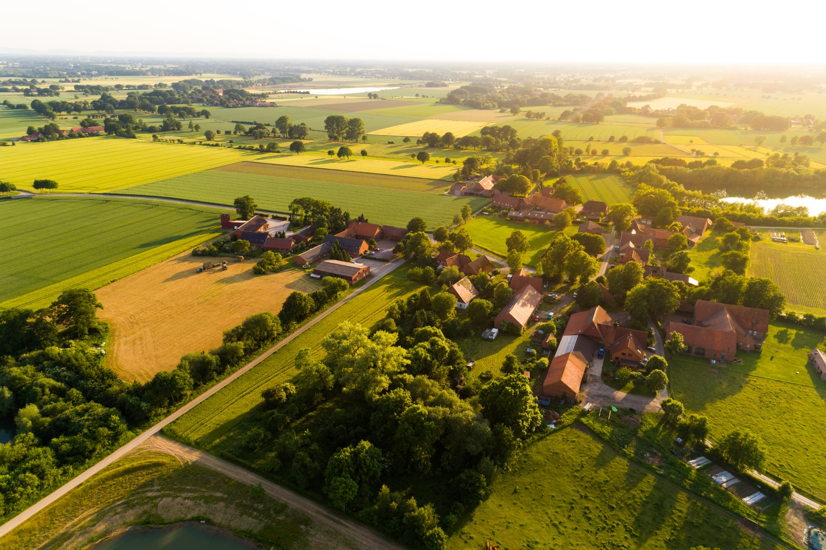Ortschaft in Deutschland aus der Luft Ortschaft in Deutschland aus der Luft