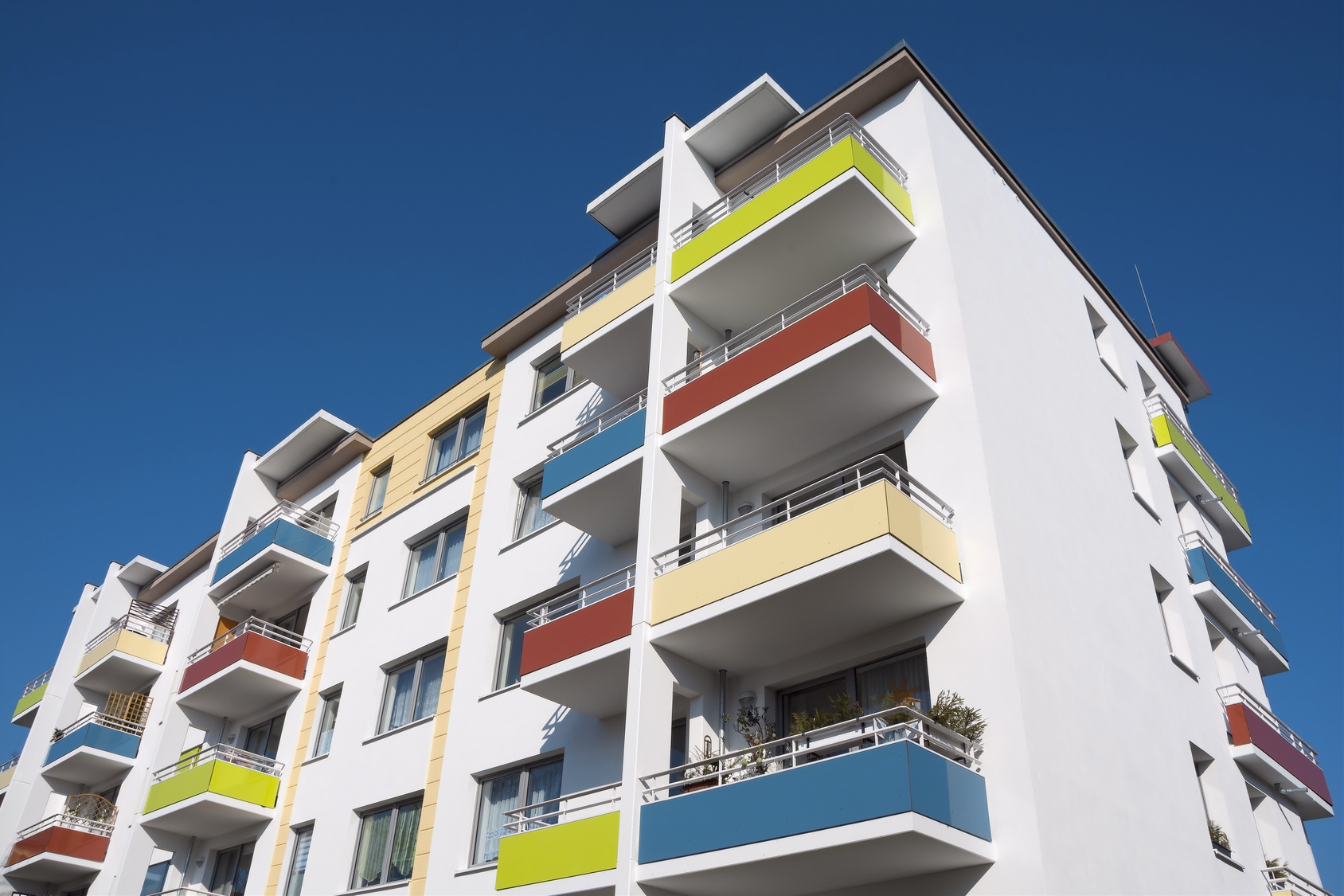 Sozialer Wohnungsbau: Sanierter Plattenbau