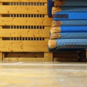 Mattenwagen Turnhalle Sportstätte