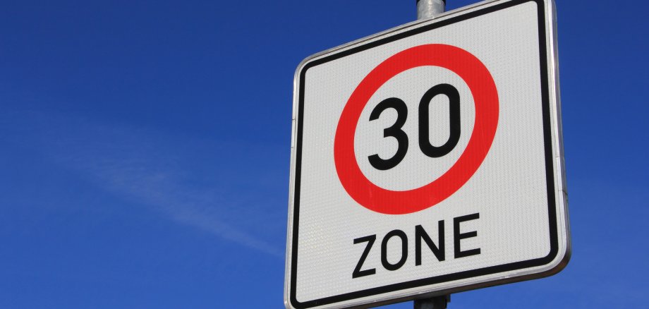 neues Schild 30er Zone