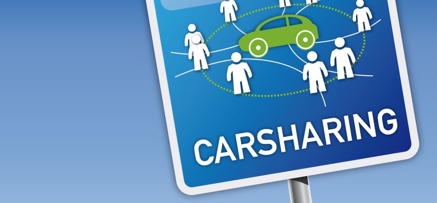 Carsharing-Schild mit Himmel