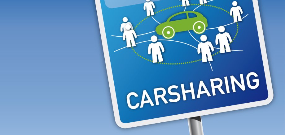 Carsharing-Schild mit Himmel