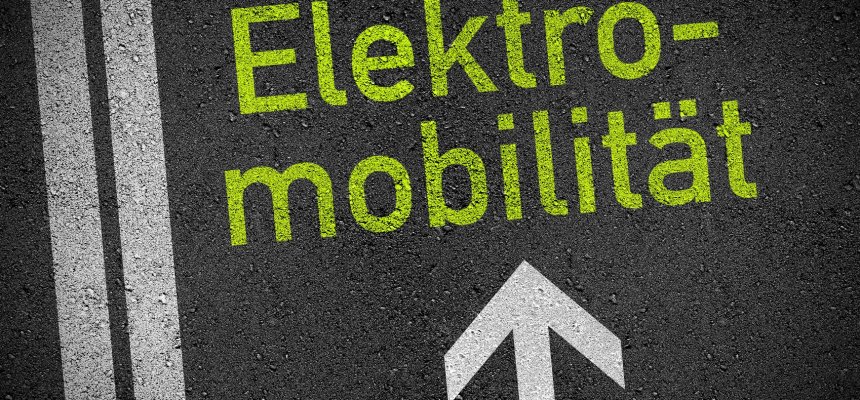 Asphalt mit Elektromobilität