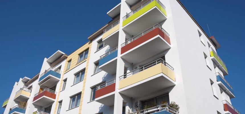 Sozialer Wohnungsbau: Sanierter Plattenbau