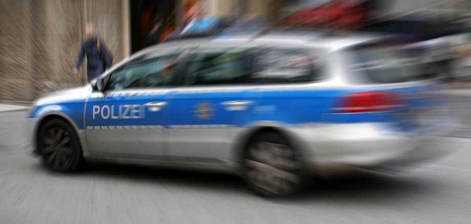Polizei bei einem Einsatz in der Innenstadt von Köln