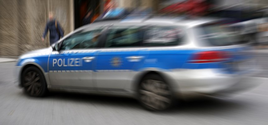Polizei bei einem Einsatz in der Innenstadt von Köln