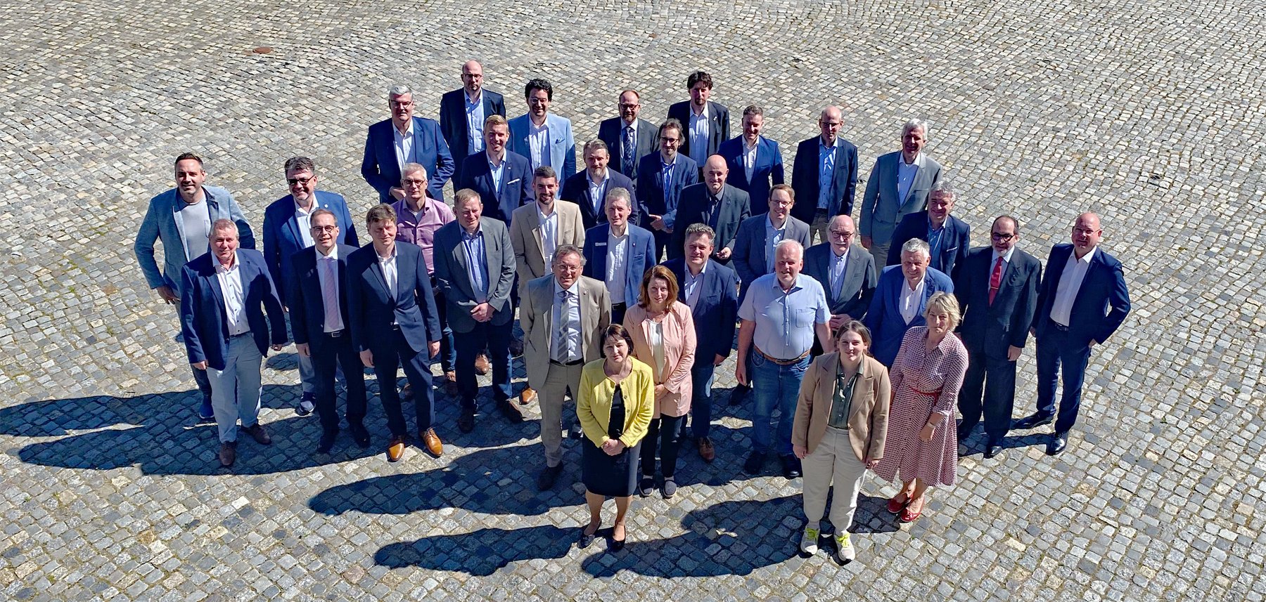 Finanzausschuss Teilnehmer und Teilnehmerinnen des DStGB Ausschuss für Finanzen und Kommunalwirtschaft in Wismar