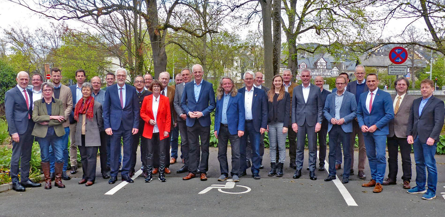 Teilnehmer:innen Foto der Sitzung des Forstausschuss 2023 in Wetzlar