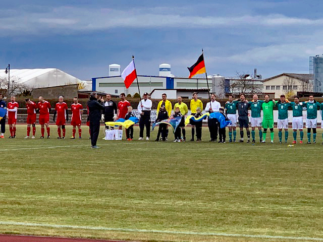 Nationalmannschaft der Bürgermeister spielt gegen Polen