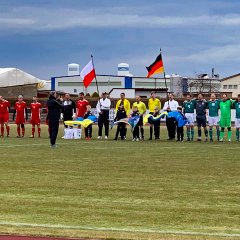 Nationalmannschaft der Bürgermeister spielt gegen Polen