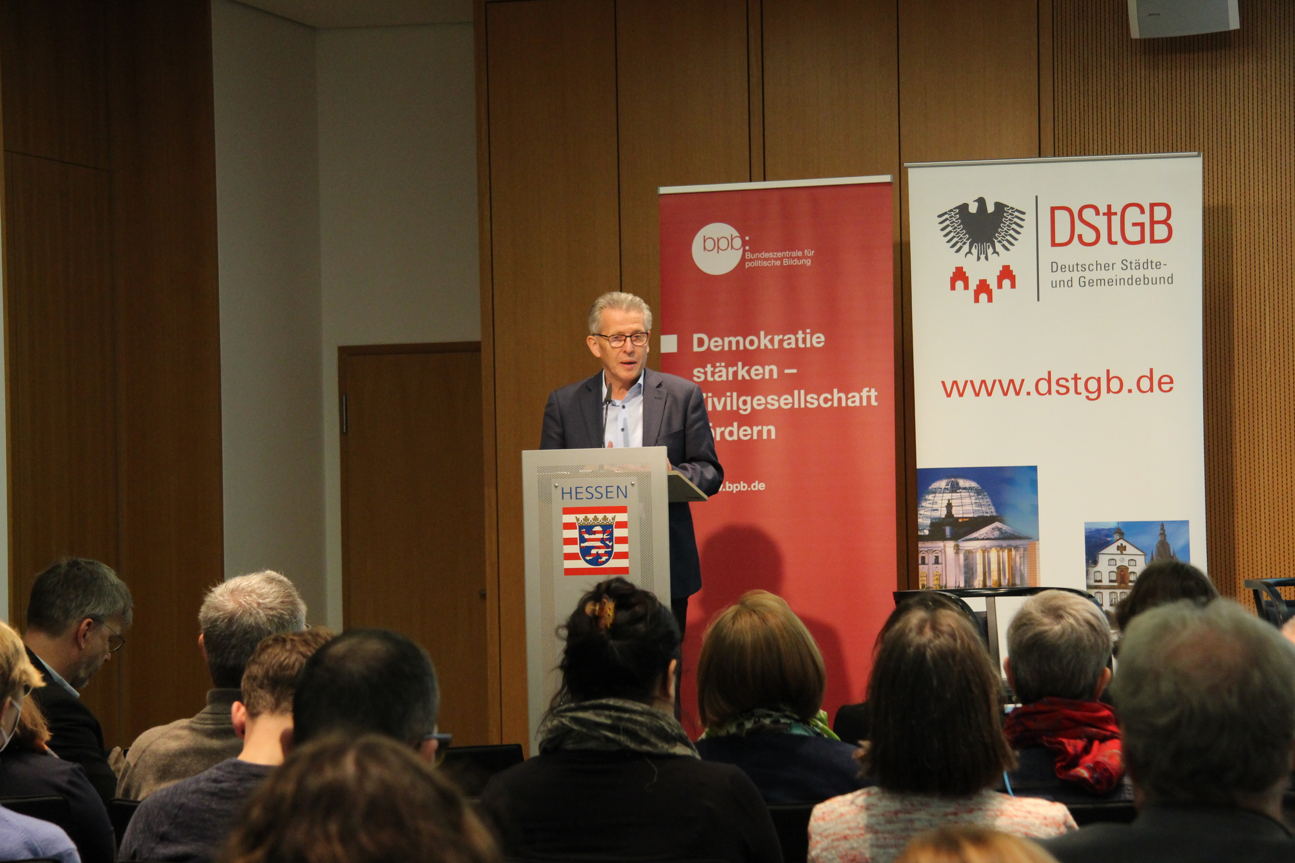 Fachtagung „Kommunalpolitik unter Druck"