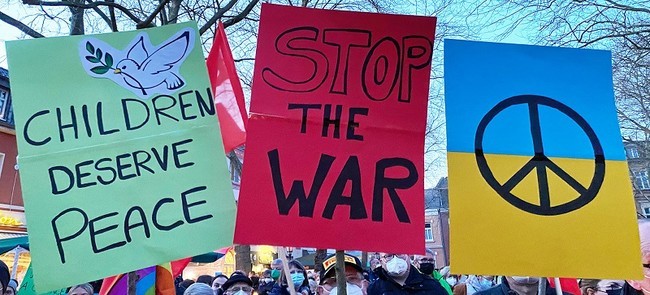 Kempen: 1200 Menschen demonstrieren für den Frieden Kempen: 1200 Menschen demonstrieren für den Frieden