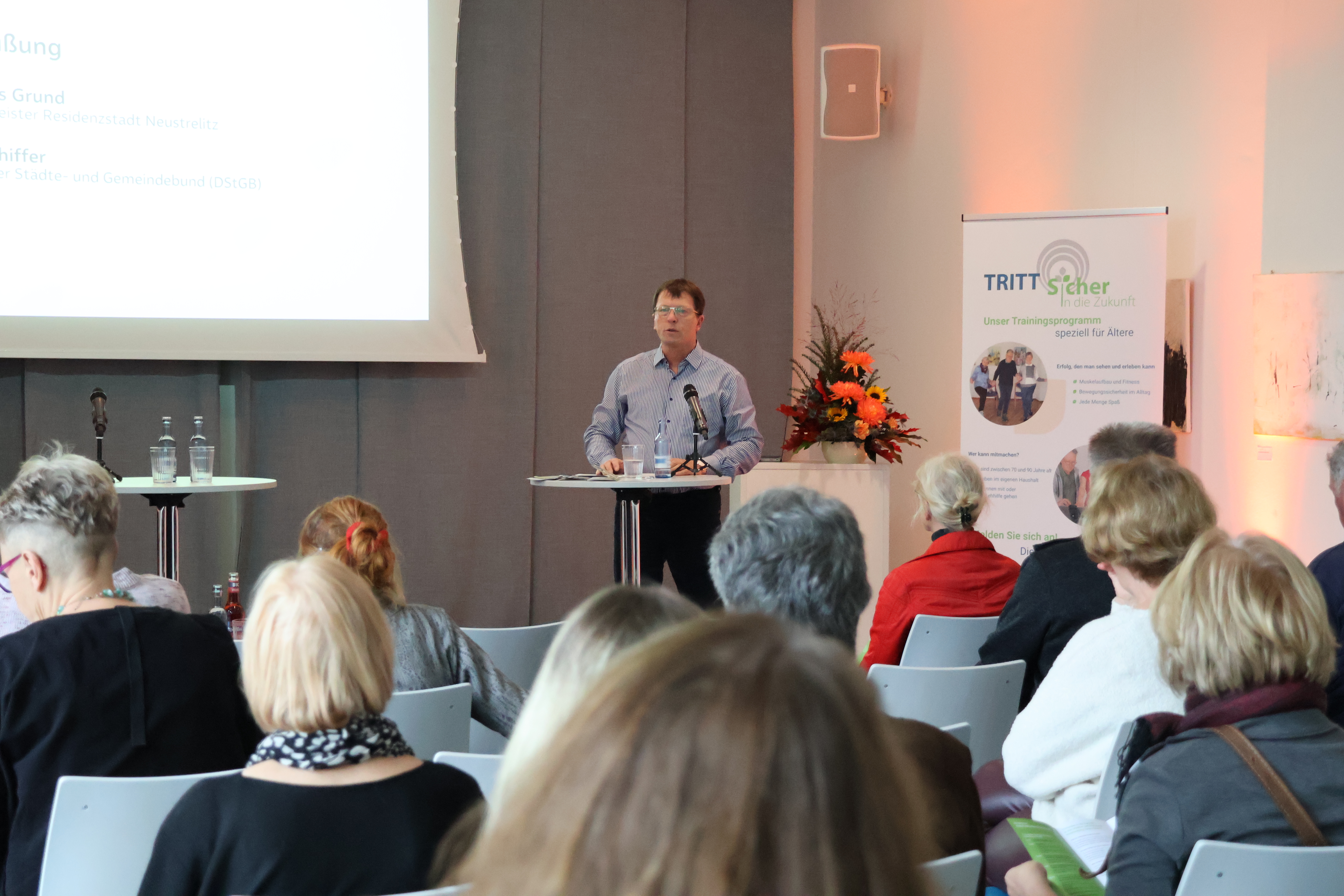 Bürgermeister Andreas Grund bei seinem Grußwort im Rahmen der "Trittsicher"-Regionalkonferenz